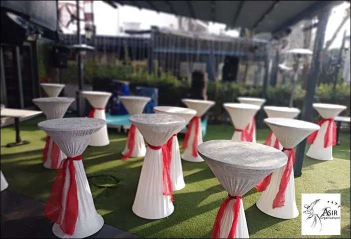 Kiralık Bistro Masası